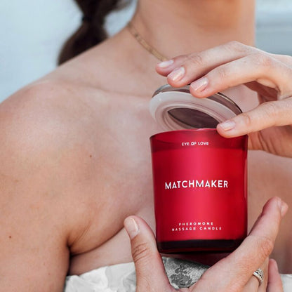 OKO LÁSKY - MASÁŽNÍ SVÍČKA MATCHMAKER RED DIAMOND 150 ML