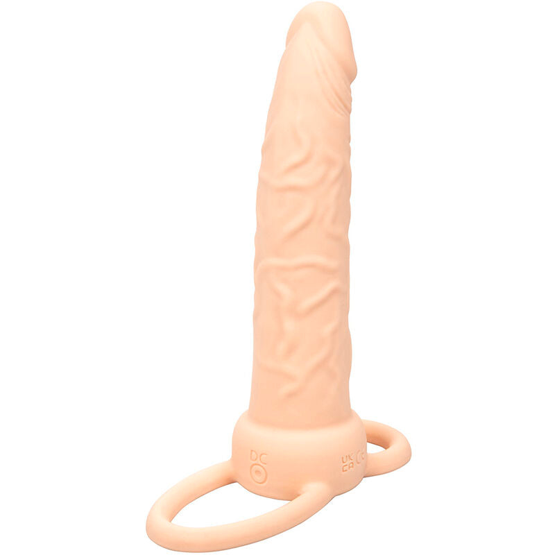 CALEXOTICS - PERFORMANCE MAXX DOBÍJECÍ DVOJITÝ PENETRATOR SVĚTLÁ POKOŽKA