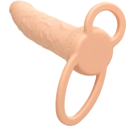 CALEXOTICS - PERFORMANCE MAXX DOBÍJECÍ DVOJITÝ PENETRATOR SVĚTLÁ POKOŽKA