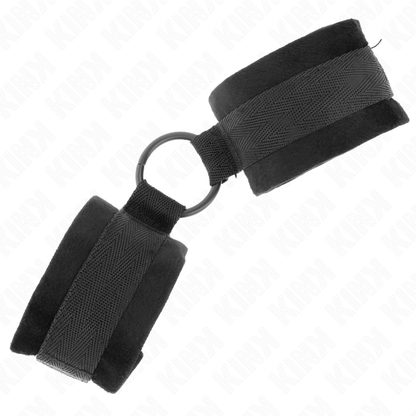 KINK - KOŽEŠINOVÉ POUTA PRO ZAČÁTEČNÍKY 25 CM S O-KROUŽKEM 4 CM ČERNÉ, NASTAVITELNÉ 15-25 CM