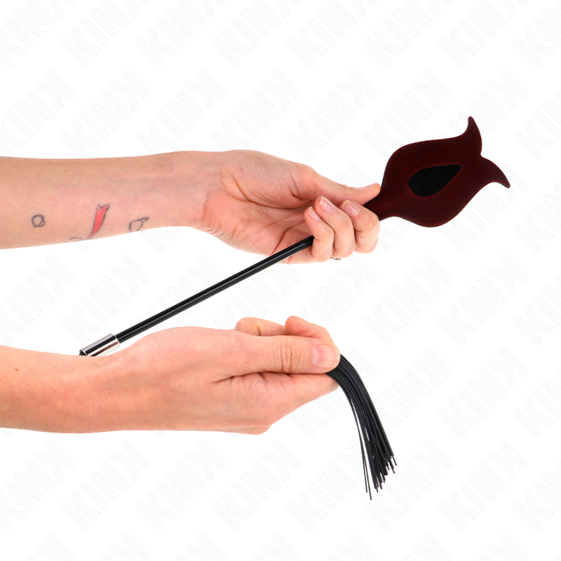 KINK - SILIKONOVÝ BIČ VE TVARU RŮŽE 45 CM